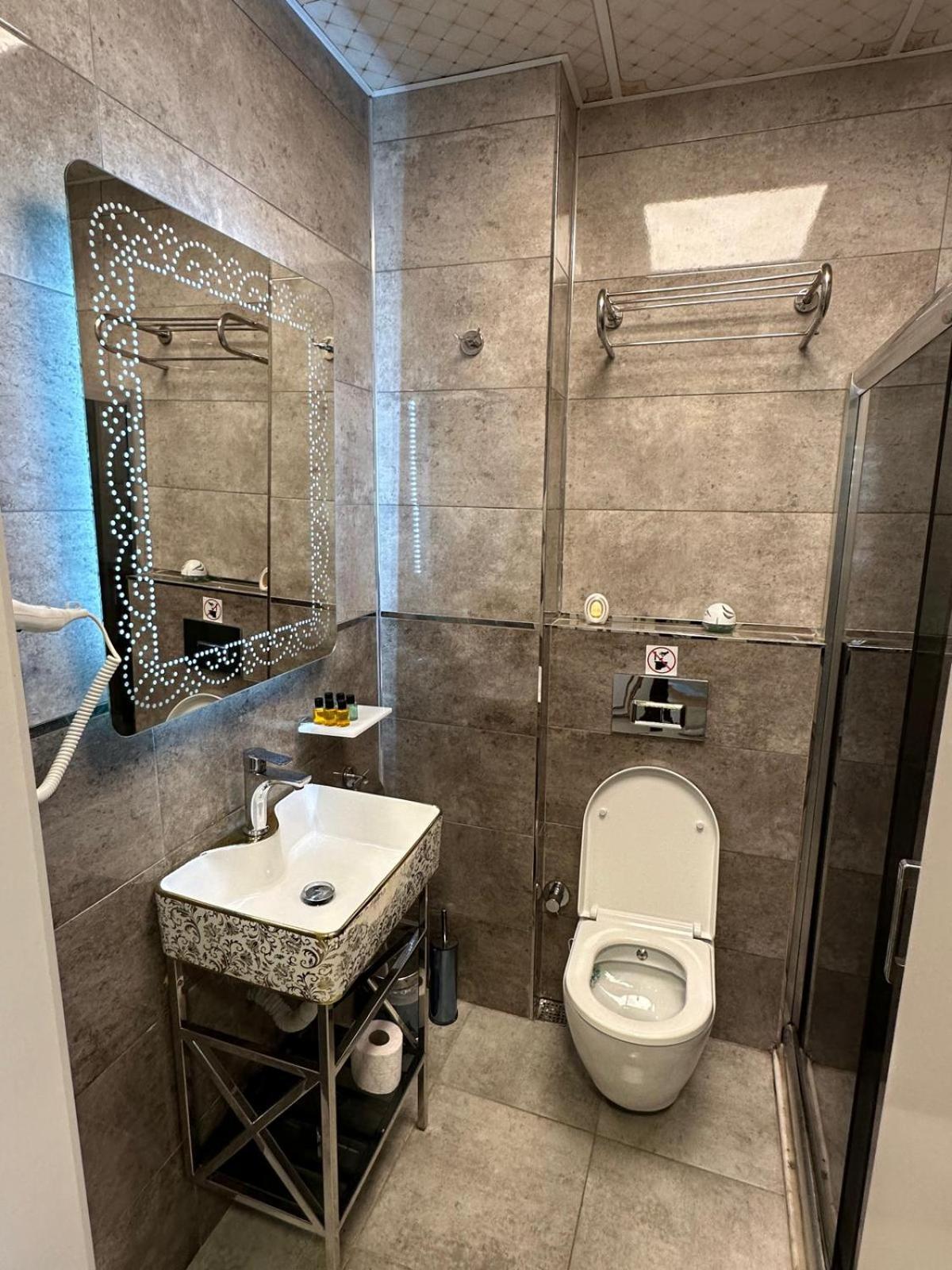 Whitemoon Hotel Suites Taksim Κωνσταντινούπολη Εξωτερικό φωτογραφία
